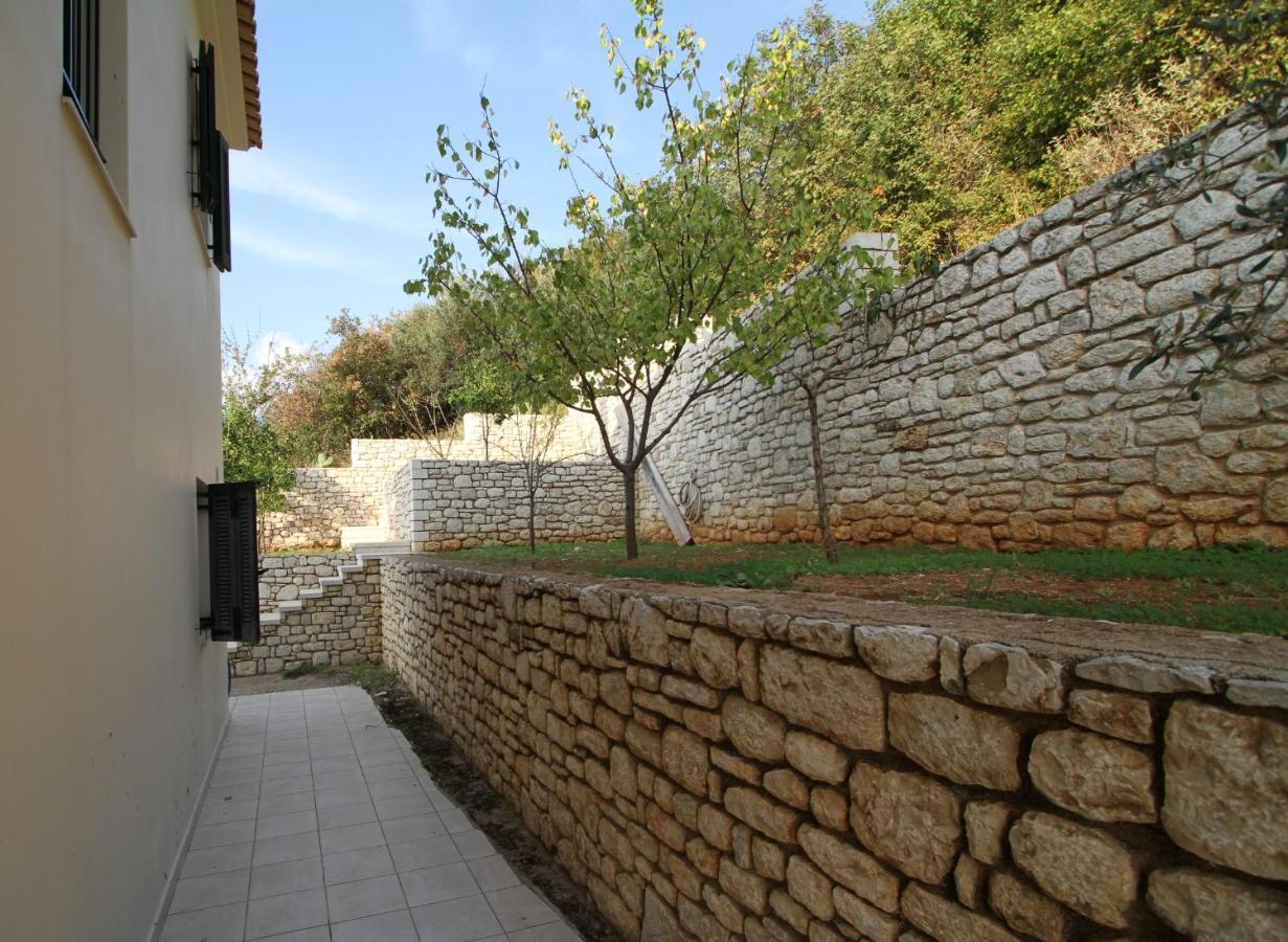 Kiparissia Castle & Sea View Villa คิปปาริสเซีย ภายนอก รูปภาพ